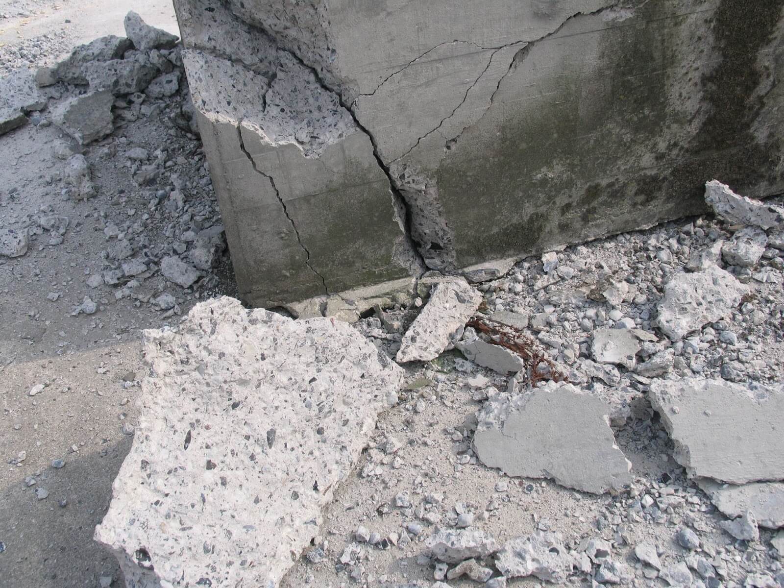 Building foundation that requires sitework construction